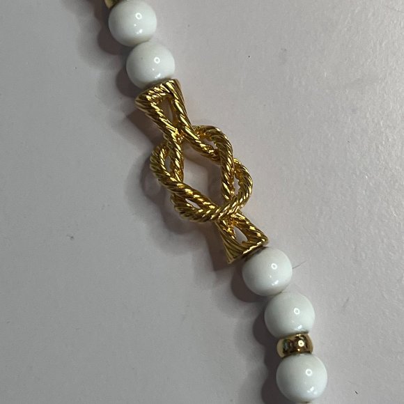Vintage Napier Pat. Pend. White Ball Beaded Pretzel Twist Accent Necklace - Picture 5 of 5